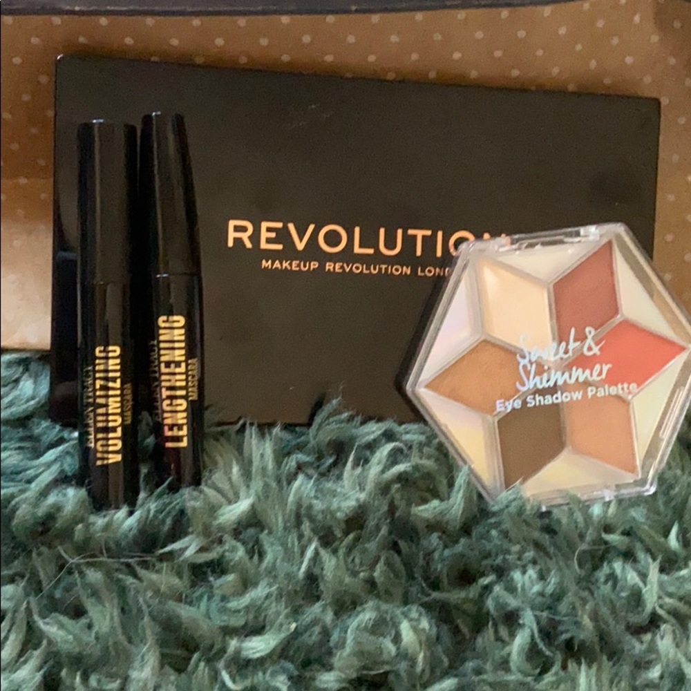 Makeup bundle 🍎🍎